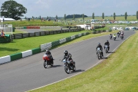 Mallory-park-Leicestershire;Mallory-park-photographs;Motorcycle-action-photographs;classic-bikes;event-digital-images;eventdigitalimages;mallory-park;no-limits-trackday;peter-wileman-photography;vintage-bikes;vintage-motorcycles;vmcc-festival-1000-bikes