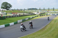 Mallory-park-Leicestershire;Mallory-park-photographs;Motorcycle-action-photographs;classic-bikes;event-digital-images;eventdigitalimages;mallory-park;no-limits-trackday;peter-wileman-photography;vintage-bikes;vintage-motorcycles;vmcc-festival-1000-bikes