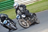 Mallory-park-Leicestershire;Mallory-park-photographs;Motorcycle-action-photographs;classic-bikes;event-digital-images;eventdigitalimages;mallory-park;no-limits-trackday;peter-wileman-photography;vintage-bikes;vintage-motorcycles;vmcc-festival-1000-bikes