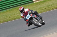 Mallory-park-Leicestershire;Mallory-park-photographs;Motorcycle-action-photographs;classic-bikes;event-digital-images;eventdigitalimages;mallory-park;no-limits-trackday;peter-wileman-photography;vintage-bikes;vintage-motorcycles;vmcc-festival-1000-bikes