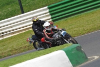 Mallory-park-Leicestershire;Mallory-park-photographs;Motorcycle-action-photographs;classic-bikes;event-digital-images;eventdigitalimages;mallory-park;no-limits-trackday;peter-wileman-photography;vintage-bikes;vintage-motorcycles;vmcc-festival-1000-bikes