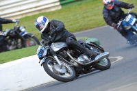 Mallory-park-Leicestershire;Mallory-park-photographs;Motorcycle-action-photographs;classic-bikes;event-digital-images;eventdigitalimages;mallory-park;no-limits-trackday;peter-wileman-photography;vintage-bikes;vintage-motorcycles;vmcc-festival-1000-bikes