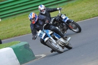 Mallory-park-Leicestershire;Mallory-park-photographs;Motorcycle-action-photographs;classic-bikes;event-digital-images;eventdigitalimages;mallory-park;no-limits-trackday;peter-wileman-photography;vintage-bikes;vintage-motorcycles;vmcc-festival-1000-bikes