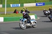 Mallory-park-Leicestershire;Mallory-park-photographs;Motorcycle-action-photographs;classic-bikes;event-digital-images;eventdigitalimages;mallory-park;no-limits-trackday;peter-wileman-photography;vintage-bikes;vintage-motorcycles;vmcc-festival-1000-bikes