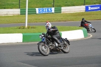 Mallory-park-Leicestershire;Mallory-park-photographs;Motorcycle-action-photographs;classic-bikes;event-digital-images;eventdigitalimages;mallory-park;no-limits-trackday;peter-wileman-photography;vintage-bikes;vintage-motorcycles;vmcc-festival-1000-bikes
