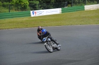 Mallory-park-Leicestershire;Mallory-park-photographs;Motorcycle-action-photographs;classic-bikes;event-digital-images;eventdigitalimages;mallory-park;no-limits-trackday;peter-wileman-photography;vintage-bikes;vintage-motorcycles;vmcc-festival-1000-bikes