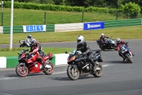 Mallory-park-Leicestershire;Mallory-park-photographs;Motorcycle-action-photographs;classic-bikes;event-digital-images;eventdigitalimages;mallory-park;no-limits-trackday;peter-wileman-photography;vintage-bikes;vintage-motorcycles;vmcc-festival-1000-bikes