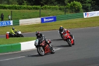 Mallory-park-Leicestershire;Mallory-park-photographs;Motorcycle-action-photographs;classic-bikes;event-digital-images;eventdigitalimages;mallory-park;no-limits-trackday;peter-wileman-photography;vintage-bikes;vintage-motorcycles;vmcc-festival-1000-bikes