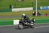 Mallory-park-Leicestershire;Mallory-park-photographs;Motorcycle-action-photographs;classic-bikes;event-digital-images;eventdigitalimages;mallory-park;no-limits-trackday;peter-wileman-photography;vintage-bikes;vintage-motorcycles;vmcc-festival-1000-bikes