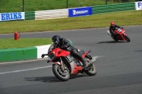 Mallory-park-Leicestershire;Mallory-park-photographs;Motorcycle-action-photographs;classic-bikes;event-digital-images;eventdigitalimages;mallory-park;no-limits-trackday;peter-wileman-photography;vintage-bikes;vintage-motorcycles;vmcc-festival-1000-bikes