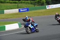 Mallory-park-Leicestershire;Mallory-park-photographs;Motorcycle-action-photographs;classic-bikes;event-digital-images;eventdigitalimages;mallory-park;no-limits-trackday;peter-wileman-photography;vintage-bikes;vintage-motorcycles;vmcc-festival-1000-bikes