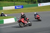 Mallory-park-Leicestershire;Mallory-park-photographs;Motorcycle-action-photographs;classic-bikes;event-digital-images;eventdigitalimages;mallory-park;no-limits-trackday;peter-wileman-photography;vintage-bikes;vintage-motorcycles;vmcc-festival-1000-bikes