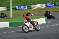 Mallory-park-Leicestershire;Mallory-park-photographs;Motorcycle-action-photographs;classic-bikes;event-digital-images;eventdigitalimages;mallory-park;no-limits-trackday;peter-wileman-photography;vintage-bikes;vintage-motorcycles;vmcc-festival-1000-bikes