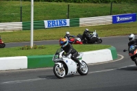 Mallory-park-Leicestershire;Mallory-park-photographs;Motorcycle-action-photographs;classic-bikes;event-digital-images;eventdigitalimages;mallory-park;no-limits-trackday;peter-wileman-photography;vintage-bikes;vintage-motorcycles;vmcc-festival-1000-bikes
