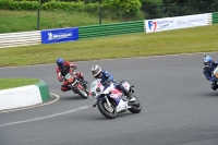 Mallory-park-Leicestershire;Mallory-park-photographs;Motorcycle-action-photographs;classic-bikes;event-digital-images;eventdigitalimages;mallory-park;no-limits-trackday;peter-wileman-photography;vintage-bikes;vintage-motorcycles;vmcc-festival-1000-bikes