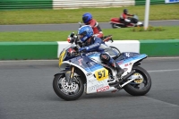 Mallory-park-Leicestershire;Mallory-park-photographs;Motorcycle-action-photographs;classic-bikes;event-digital-images;eventdigitalimages;mallory-park;no-limits-trackday;peter-wileman-photography;vintage-bikes;vintage-motorcycles;vmcc-festival-1000-bikes