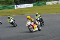 Mallory-park-Leicestershire;Mallory-park-photographs;Motorcycle-action-photographs;classic-bikes;event-digital-images;eventdigitalimages;mallory-park;no-limits-trackday;peter-wileman-photography;vintage-bikes;vintage-motorcycles;vmcc-festival-1000-bikes