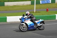 Mallory-park-Leicestershire;Mallory-park-photographs;Motorcycle-action-photographs;classic-bikes;event-digital-images;eventdigitalimages;mallory-park;no-limits-trackday;peter-wileman-photography;vintage-bikes;vintage-motorcycles;vmcc-festival-1000-bikes