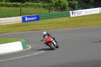 Mallory-park-Leicestershire;Mallory-park-photographs;Motorcycle-action-photographs;classic-bikes;event-digital-images;eventdigitalimages;mallory-park;no-limits-trackday;peter-wileman-photography;vintage-bikes;vintage-motorcycles;vmcc-festival-1000-bikes