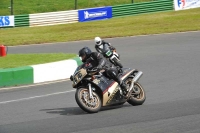 Mallory-park-Leicestershire;Mallory-park-photographs;Motorcycle-action-photographs;classic-bikes;event-digital-images;eventdigitalimages;mallory-park;no-limits-trackday;peter-wileman-photography;vintage-bikes;vintage-motorcycles;vmcc-festival-1000-bikes