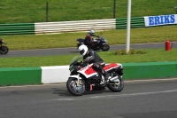 Mallory-park-Leicestershire;Mallory-park-photographs;Motorcycle-action-photographs;classic-bikes;event-digital-images;eventdigitalimages;mallory-park;no-limits-trackday;peter-wileman-photography;vintage-bikes;vintage-motorcycles;vmcc-festival-1000-bikes