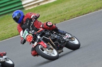 Mallory-park-Leicestershire;Mallory-park-photographs;Motorcycle-action-photographs;classic-bikes;event-digital-images;eventdigitalimages;mallory-park;no-limits-trackday;peter-wileman-photography;vintage-bikes;vintage-motorcycles;vmcc-festival-1000-bikes