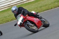 Mallory-park-Leicestershire;Mallory-park-photographs;Motorcycle-action-photographs;classic-bikes;event-digital-images;eventdigitalimages;mallory-park;no-limits-trackday;peter-wileman-photography;vintage-bikes;vintage-motorcycles;vmcc-festival-1000-bikes