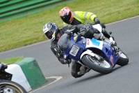 Mallory-park-Leicestershire;Mallory-park-photographs;Motorcycle-action-photographs;classic-bikes;event-digital-images;eventdigitalimages;mallory-park;no-limits-trackday;peter-wileman-photography;vintage-bikes;vintage-motorcycles;vmcc-festival-1000-bikes