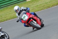 Mallory-park-Leicestershire;Mallory-park-photographs;Motorcycle-action-photographs;classic-bikes;event-digital-images;eventdigitalimages;mallory-park;no-limits-trackday;peter-wileman-photography;vintage-bikes;vintage-motorcycles;vmcc-festival-1000-bikes