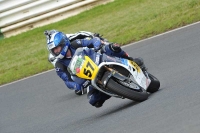 Mallory-park-Leicestershire;Mallory-park-photographs;Motorcycle-action-photographs;classic-bikes;event-digital-images;eventdigitalimages;mallory-park;no-limits-trackday;peter-wileman-photography;vintage-bikes;vintage-motorcycles;vmcc-festival-1000-bikes