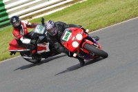 Mallory-park-Leicestershire;Mallory-park-photographs;Motorcycle-action-photographs;classic-bikes;event-digital-images;eventdigitalimages;mallory-park;no-limits-trackday;peter-wileman-photography;vintage-bikes;vintage-motorcycles;vmcc-festival-1000-bikes