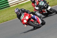 Mallory-park-Leicestershire;Mallory-park-photographs;Motorcycle-action-photographs;classic-bikes;event-digital-images;eventdigitalimages;mallory-park;no-limits-trackday;peter-wileman-photography;vintage-bikes;vintage-motorcycles;vmcc-festival-1000-bikes