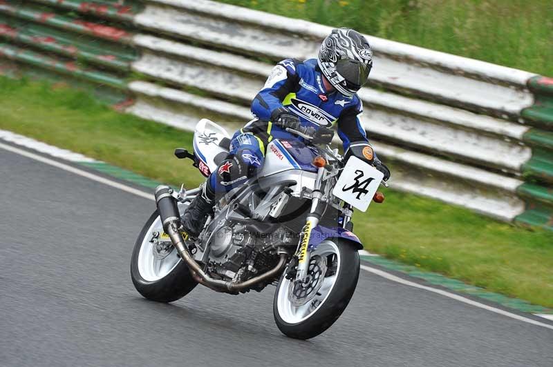 Mallory park Leicestershire;Mallory park photographs;Motorcycle action photographs;classic bikes;event digital images;eventdigitalimages;mallory park;no limits trackday;peter wileman photography;vintage bikes;vintage motorcycles;vmcc festival 1000 bikes