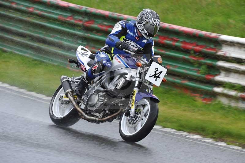 Mallory park Leicestershire;Mallory park photographs;Motorcycle action photographs;classic bikes;event digital images;eventdigitalimages;mallory park;no limits trackday;peter wileman photography;vintage bikes;vintage motorcycles;vmcc festival 1000 bikes