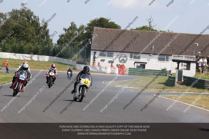 Vintage motorcycle club;eventdigitalimages;mallory park;mallory park trackday photographs;no limits trackdays;peter wileman photography;trackday digital images;trackday photos;vmcc festival 1000 bikes photographs