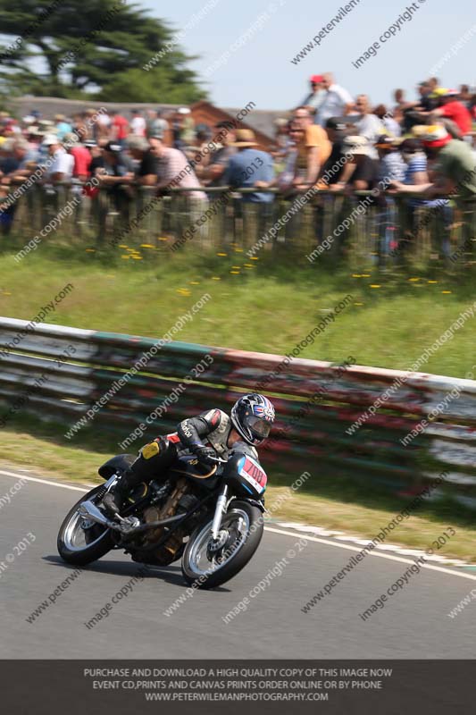 Vintage motorcycle club;eventdigitalimages;mallory park;mallory park trackday photographs;no limits trackdays;peter wileman photography;trackday digital images;trackday photos;vmcc festival 1000 bikes photographs