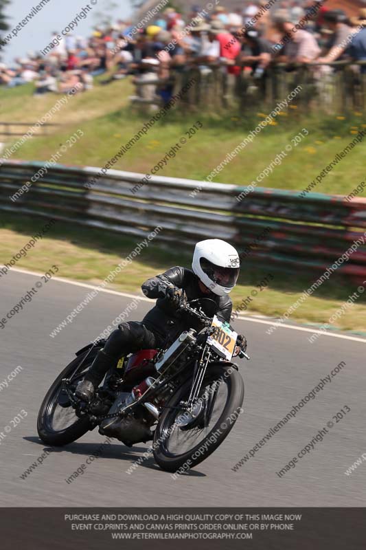 Vintage motorcycle club;eventdigitalimages;mallory park;mallory park trackday photographs;no limits trackdays;peter wileman photography;trackday digital images;trackday photos;vmcc festival 1000 bikes photographs