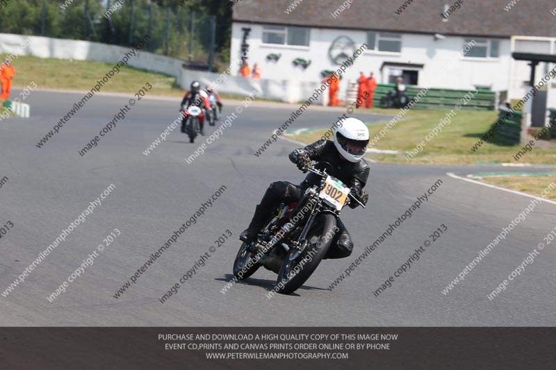 Vintage motorcycle club;eventdigitalimages;mallory park;mallory park trackday photographs;no limits trackdays;peter wileman photography;trackday digital images;trackday photos;vmcc festival 1000 bikes photographs