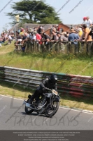 Vintage-motorcycle-club;eventdigitalimages;mallory-park;mallory-park-trackday-photographs;no-limits-trackdays;peter-wileman-photography;trackday-digital-images;trackday-photos;vmcc-festival-1000-bikes-photographs