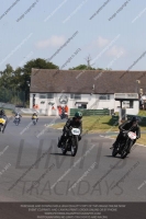 Vintage-motorcycle-club;eventdigitalimages;mallory-park;mallory-park-trackday-photographs;no-limits-trackdays;peter-wileman-photography;trackday-digital-images;trackday-photos;vmcc-festival-1000-bikes-photographs