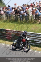 Vintage-motorcycle-club;eventdigitalimages;mallory-park;mallory-park-trackday-photographs;no-limits-trackdays;peter-wileman-photography;trackday-digital-images;trackday-photos;vmcc-festival-1000-bikes-photographs