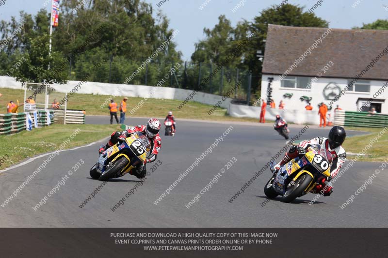 Vintage motorcycle club;eventdigitalimages;mallory park;mallory park trackday photographs;no limits trackdays;peter wileman photography;trackday digital images;trackday photos;vmcc festival 1000 bikes photographs