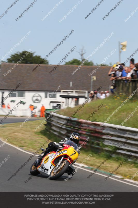 Vintage motorcycle club;eventdigitalimages;mallory park;mallory park trackday photographs;no limits trackdays;peter wileman photography;trackday digital images;trackday photos;vmcc festival 1000 bikes photographs