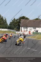 Vintage-motorcycle-club;eventdigitalimages;mallory-park;mallory-park-trackday-photographs;no-limits-trackdays;peter-wileman-photography;trackday-digital-images;trackday-photos;vmcc-festival-1000-bikes-photographs