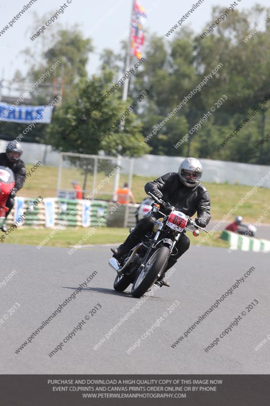 Vintage motorcycle club;eventdigitalimages;mallory park;mallory park trackday photographs;no limits trackdays;peter wileman photography;trackday digital images;trackday photos;vmcc festival 1000 bikes photographs