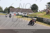 Vintage-motorcycle-club;eventdigitalimages;mallory-park;mallory-park-trackday-photographs;no-limits-trackdays;peter-wileman-photography;trackday-digital-images;trackday-photos;vmcc-festival-1000-bikes-photographs