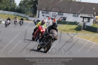 Vintage-motorcycle-club;eventdigitalimages;mallory-park;mallory-park-trackday-photographs;no-limits-trackdays;peter-wileman-photography;trackday-digital-images;trackday-photos;vmcc-festival-1000-bikes-photographs