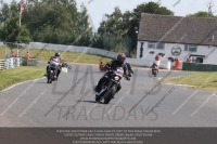 Vintage-motorcycle-club;eventdigitalimages;mallory-park;mallory-park-trackday-photographs;no-limits-trackdays;peter-wileman-photography;trackday-digital-images;trackday-photos;vmcc-festival-1000-bikes-photographs