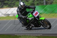 Vintage-motorcycle-club;eventdigitalimages;mallory-park;mallory-park-trackday-photographs;no-limits-trackdays;peter-wileman-photography;trackday-digital-images;trackday-photos;vmcc-festival-1000-bikes-photographs