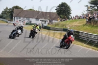 Vintage-motorcycle-club;eventdigitalimages;mallory-park;mallory-park-trackday-photographs;no-limits-trackdays;peter-wileman-photography;trackday-digital-images;trackday-photos;vmcc-festival-1000-bikes-photographs